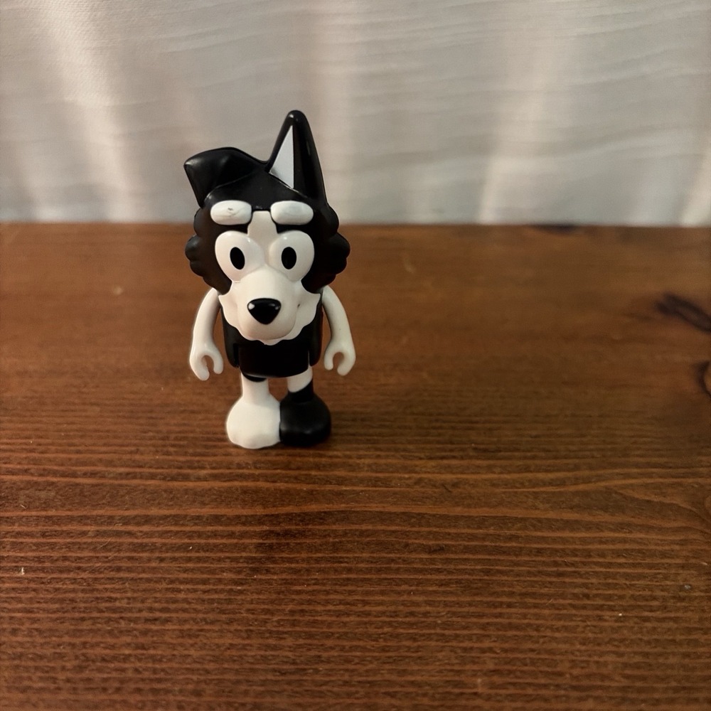 Bluey Friend MacKenzie Border Collie Dog School Mate Replacement Figure